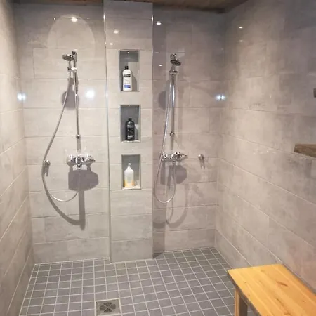 Horská chata Leviday 1&2 *