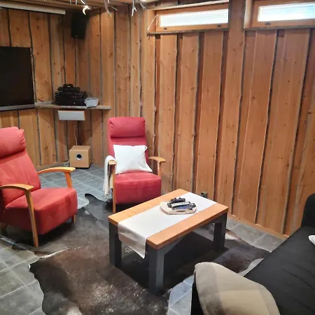 Chalet Leviday 1&2 *