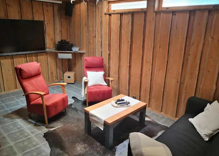 Chalet Leviday 1&2 *